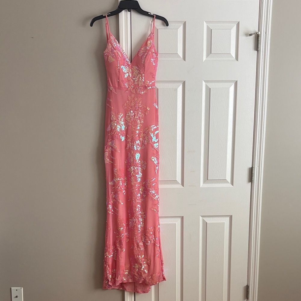 Elegant Pink Sequin Dress